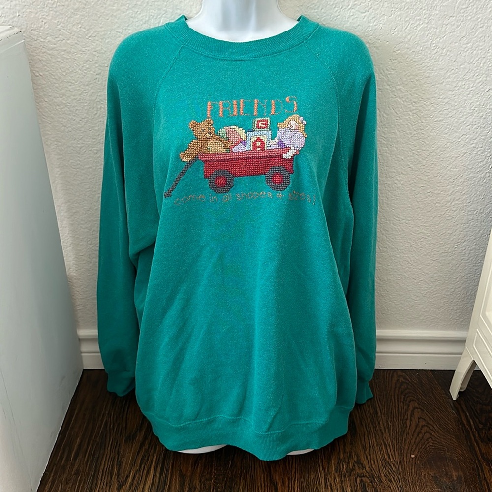 Vintage Women’s Sweatshirt “Friends come in all shapes and sizes”